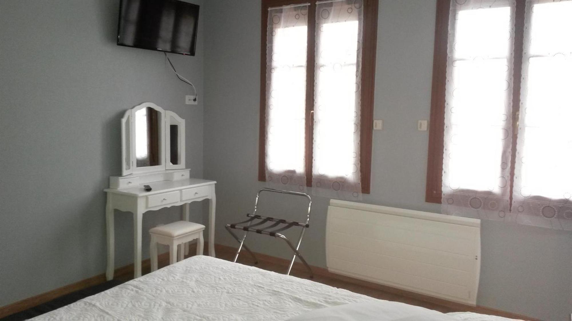 Le Domaine Des Gemmes Bed & Breakfast Tissey Стая снимка